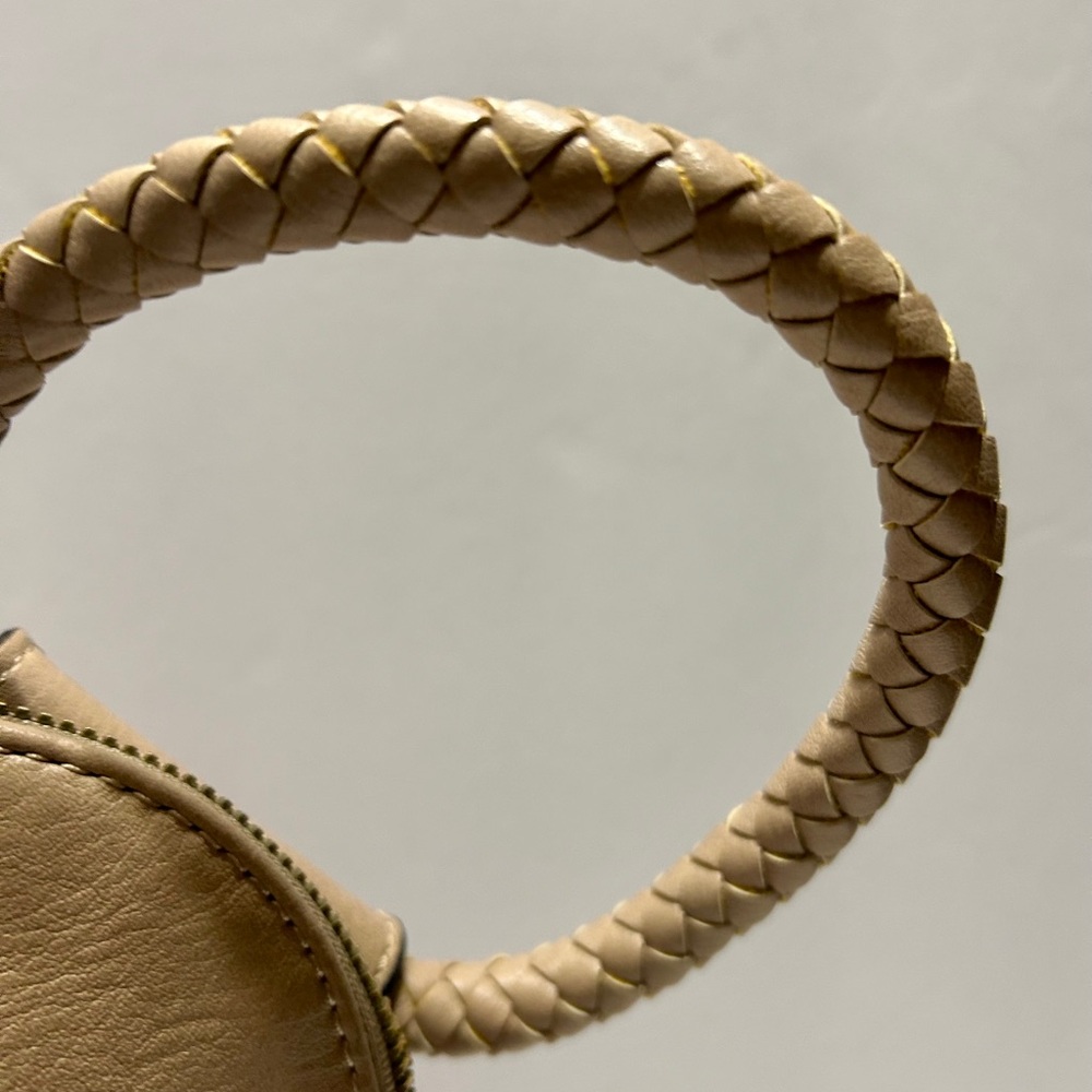 Cuff Handle Tassel Wristlet Clutch - Picture 6 of 6